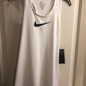 Girls new with tags, Nike size XL